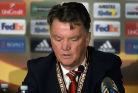 Manchester United: Louis van Gall viré de son poste d`entraîneur